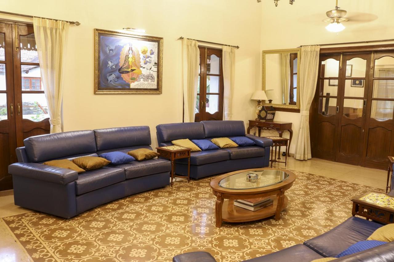 Surya Kiran Heritage Hotel Панаджи Экстерьер фото